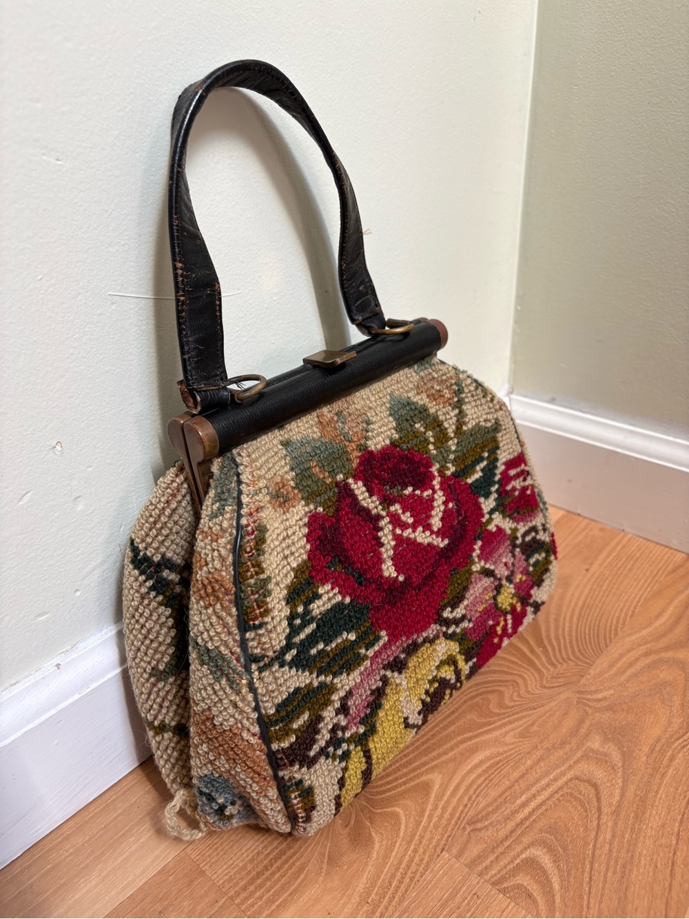 Vintage Floral Tapestry Top-Handle Bag - Picture 2 of 11